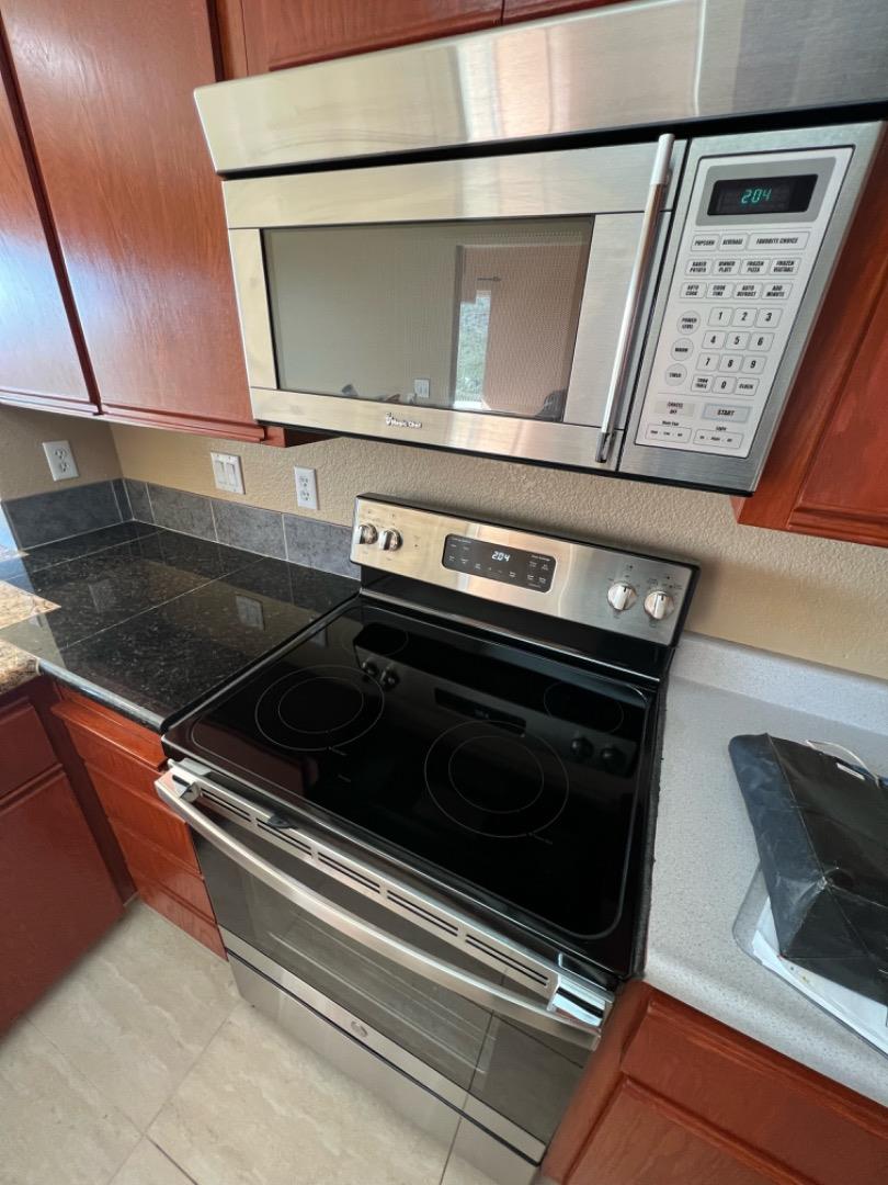 685 Mountain View Drive Unit: 2