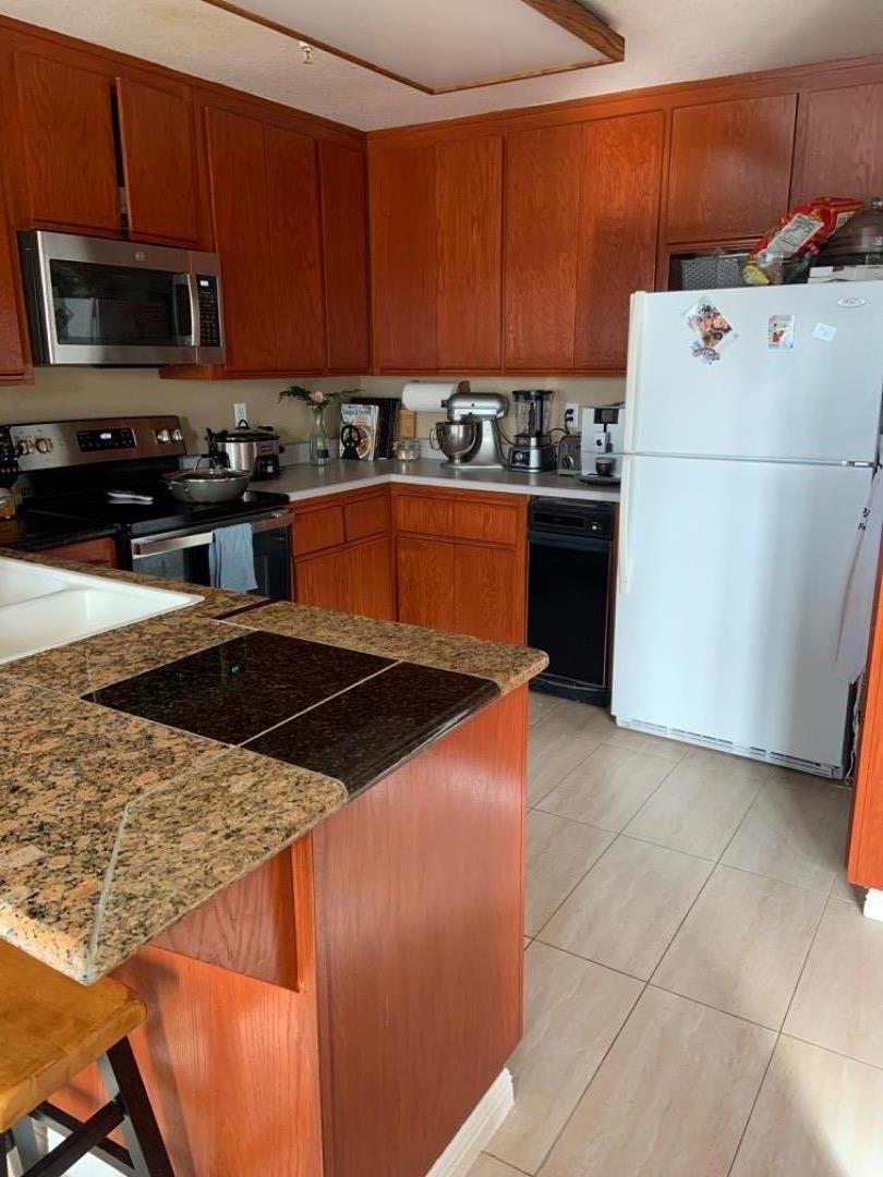 685 Mountain View Drive Unit: 2