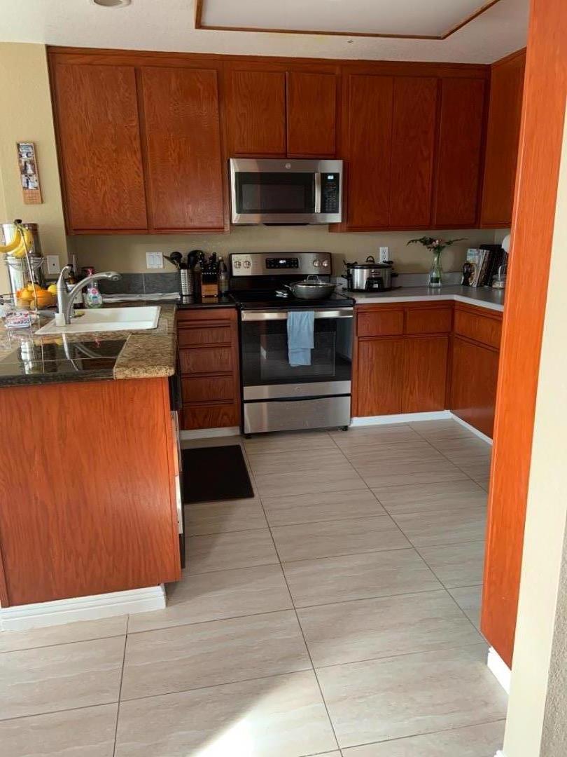 685 Mountain View Drive Unit: 2