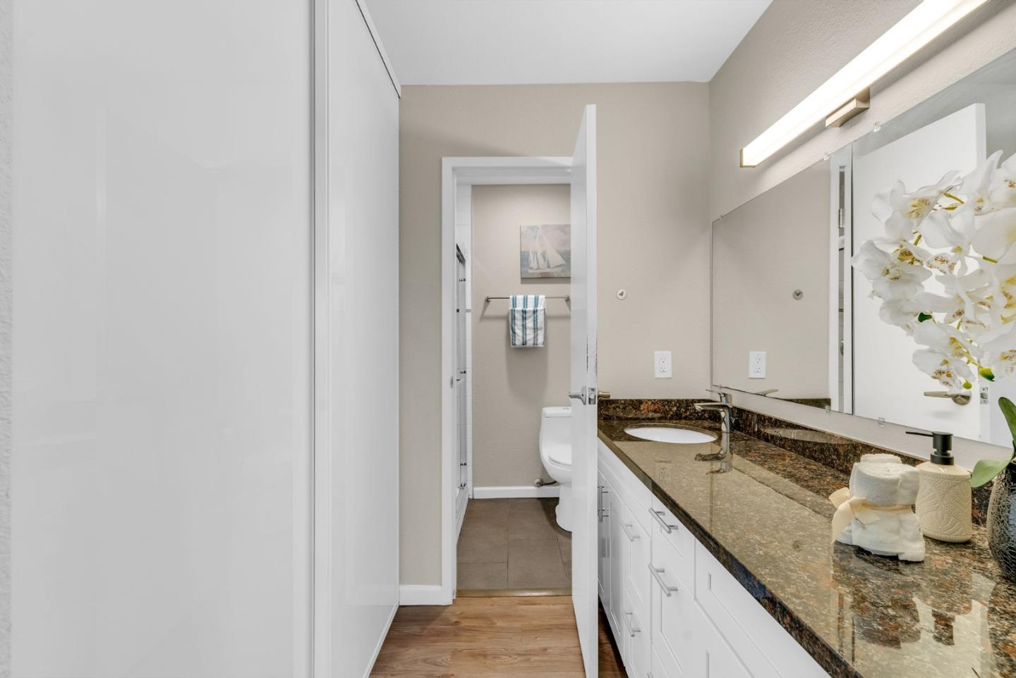 361 Half Moon LN 314