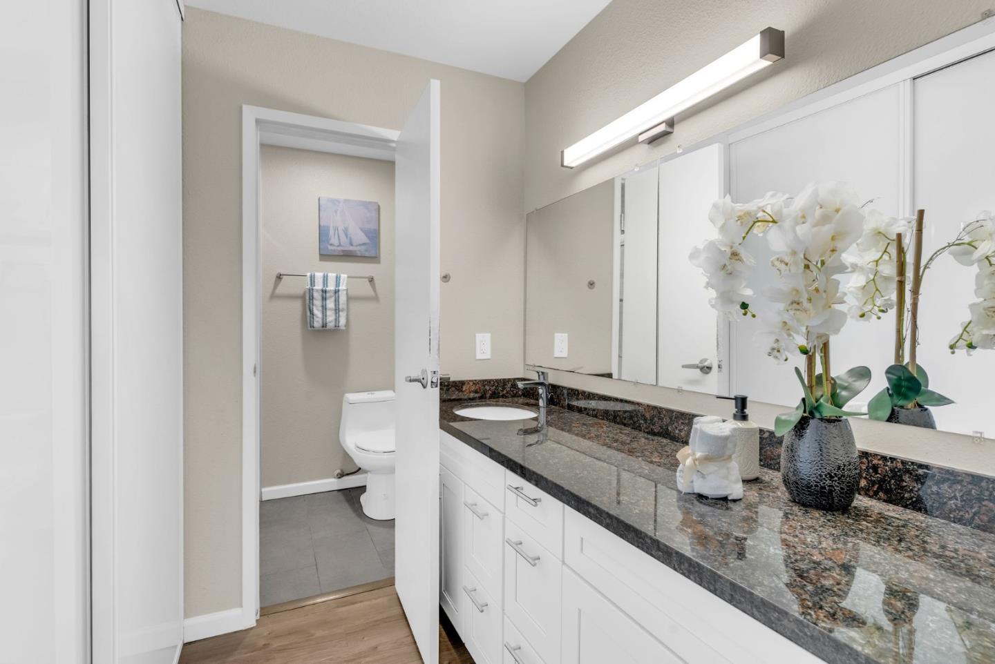 361 Half Moon LN 314