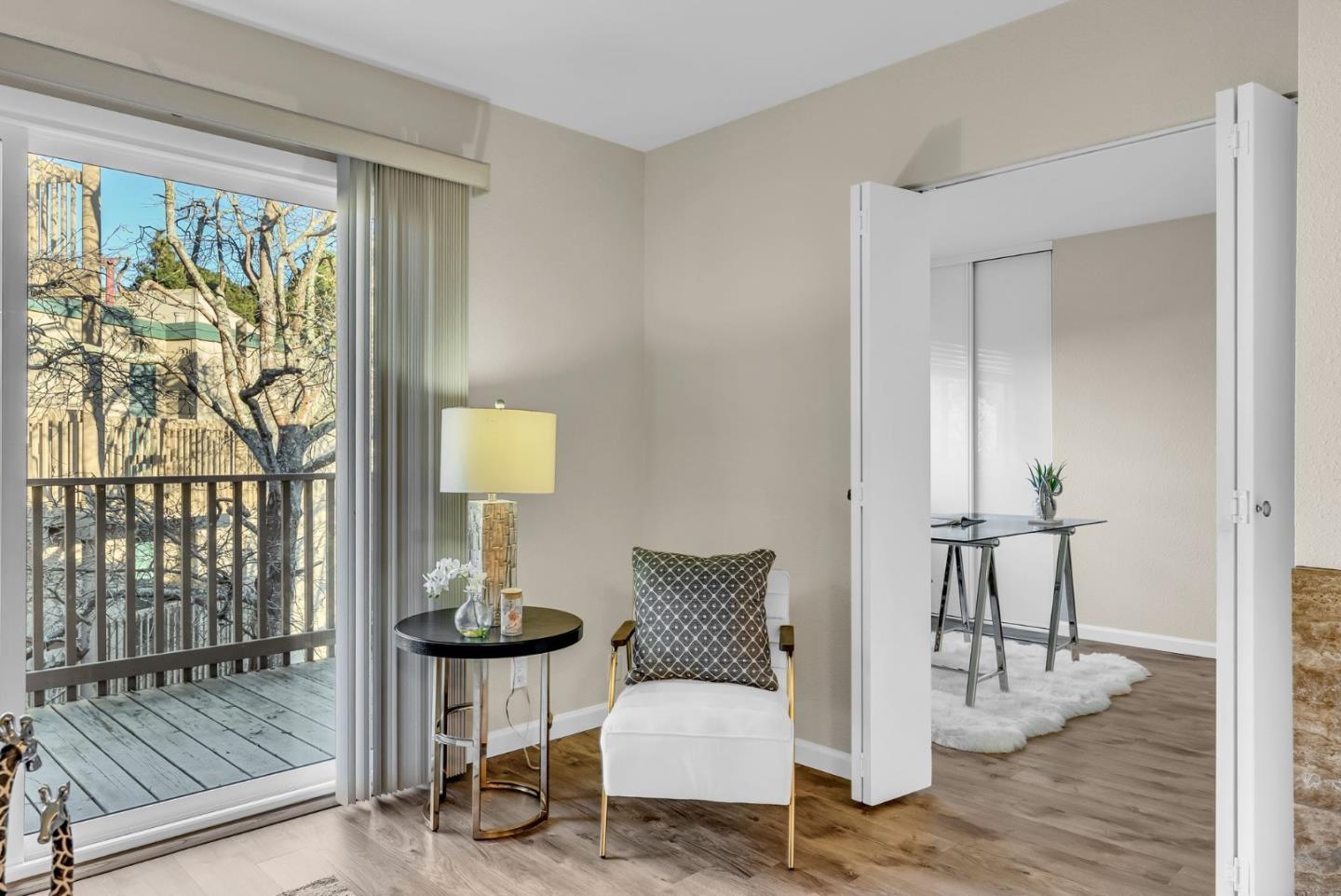 361 Half Moon LN 314