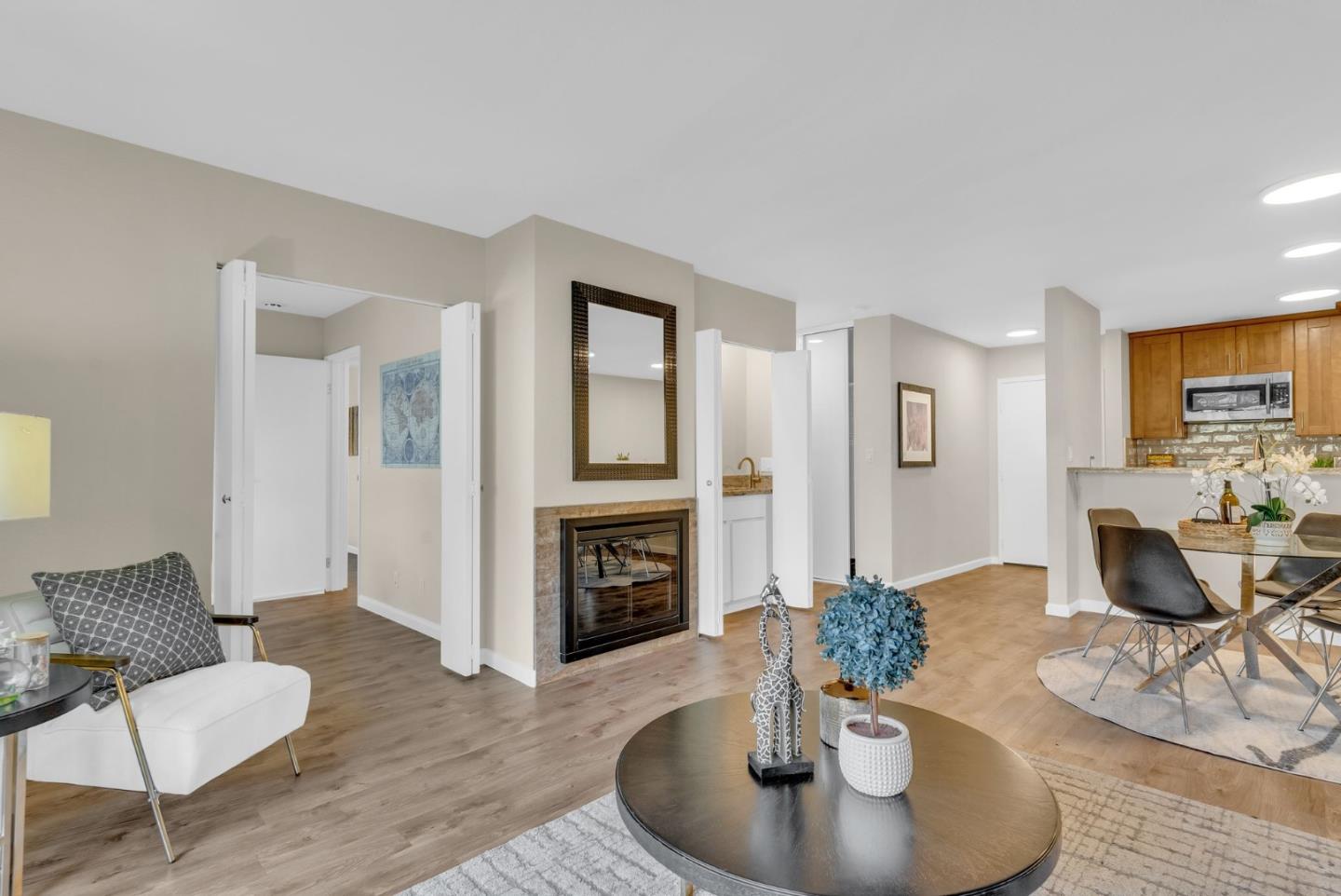 361 Half Moon LN 314