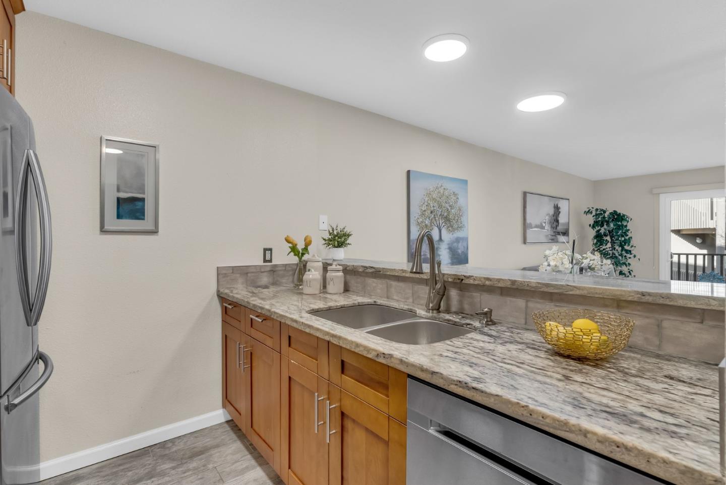 361 Half Moon LN 314