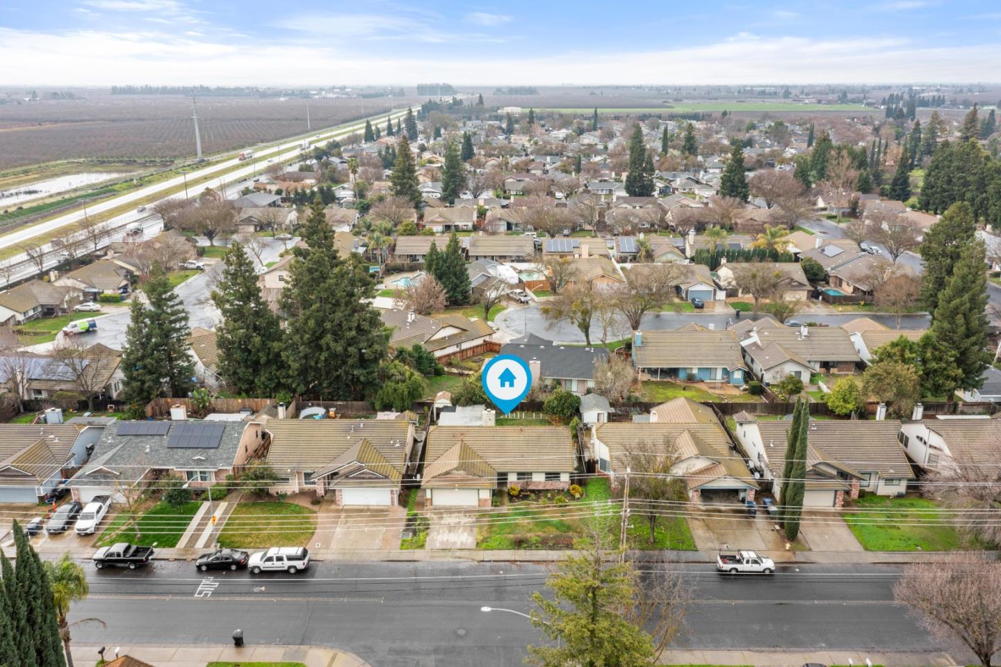 909 N Rosemore Avenue