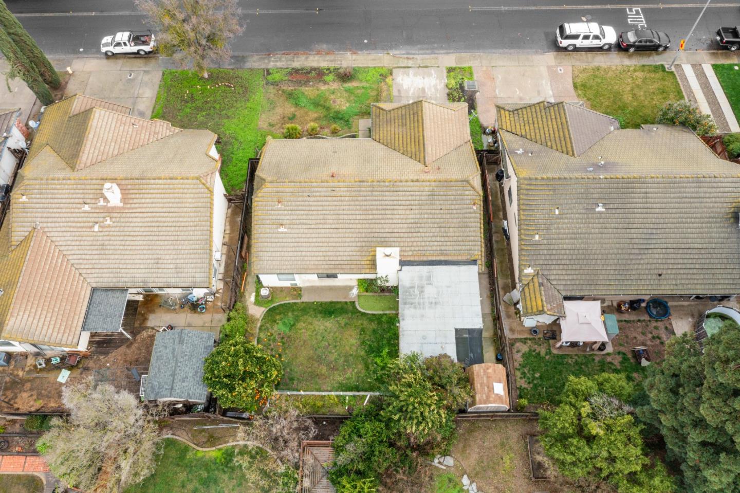 909 N Rosemore Avenue