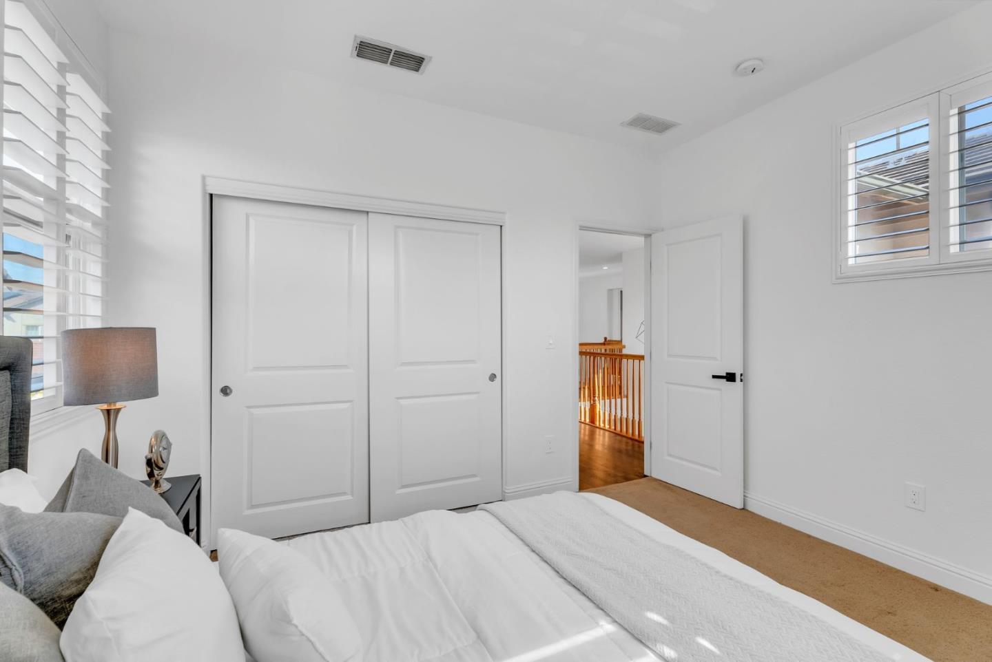 416 N Palo Alto ST