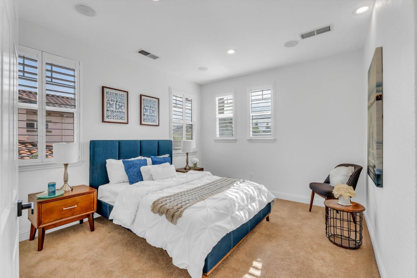 416 N Palo Alto ST