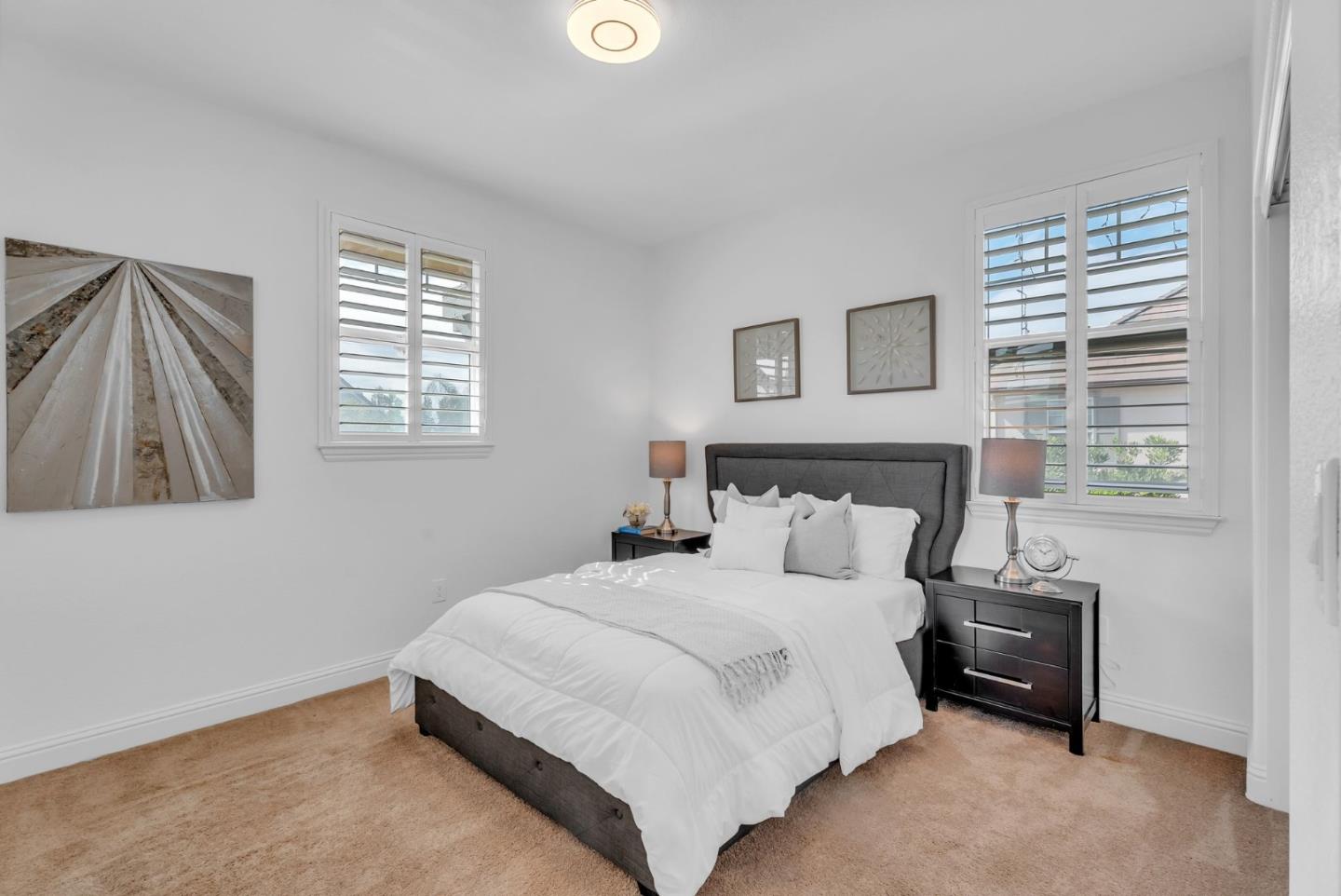 416 N Palo Alto ST