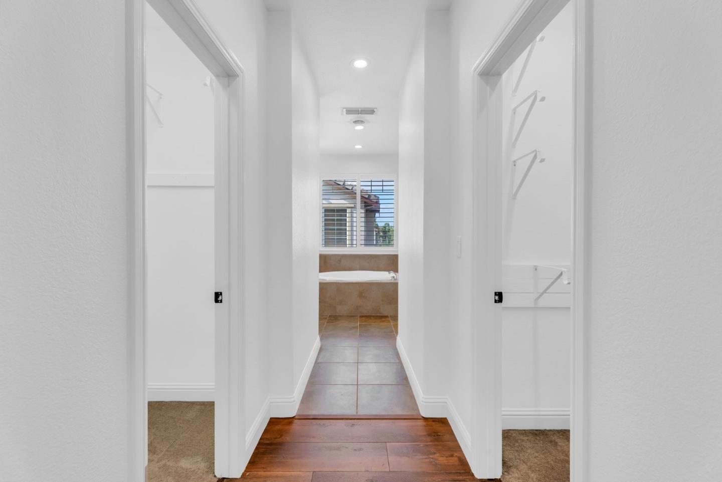 416 N Palo Alto ST