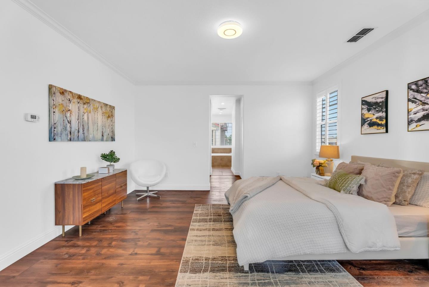 416 N Palo Alto ST