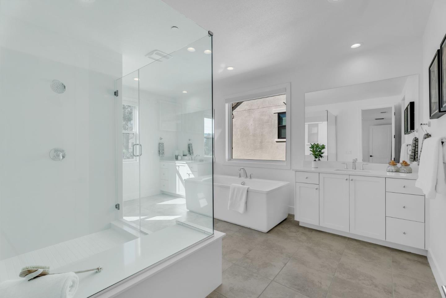 1036 Vista Oaks CT