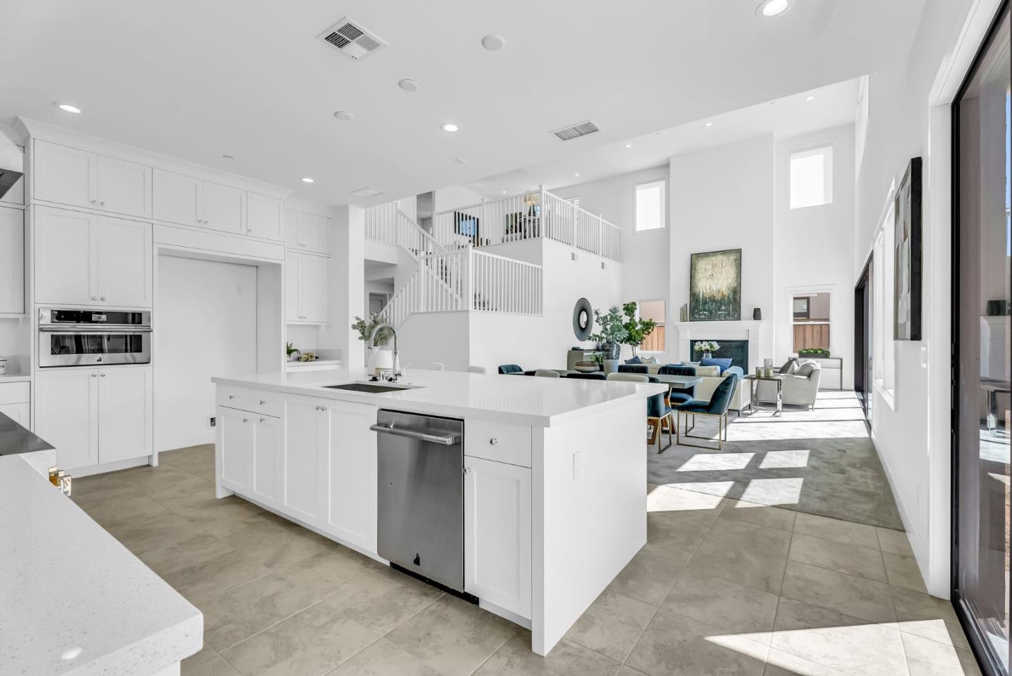1036 Vista Oaks CT