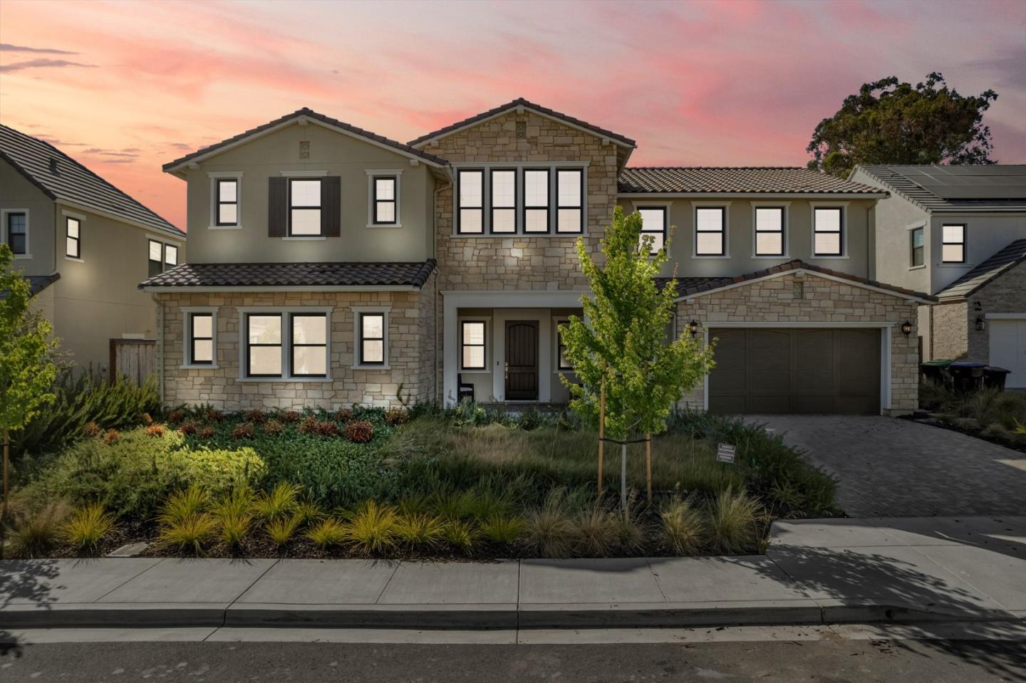 1036 Vista Oaks CT