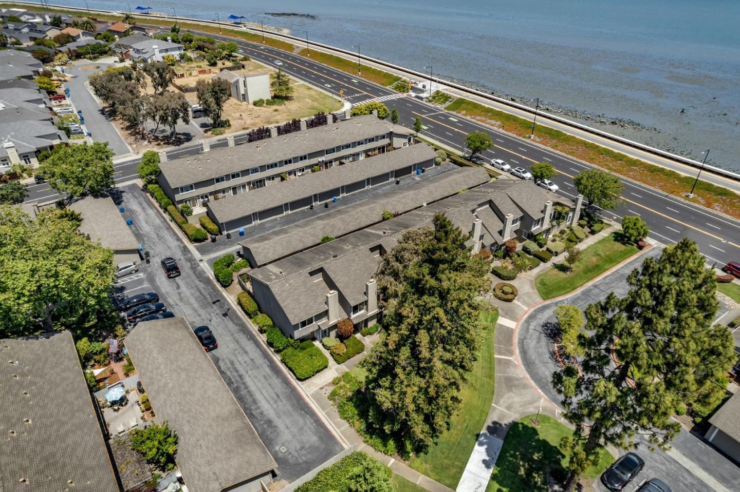 1573 Beach Park BLVD