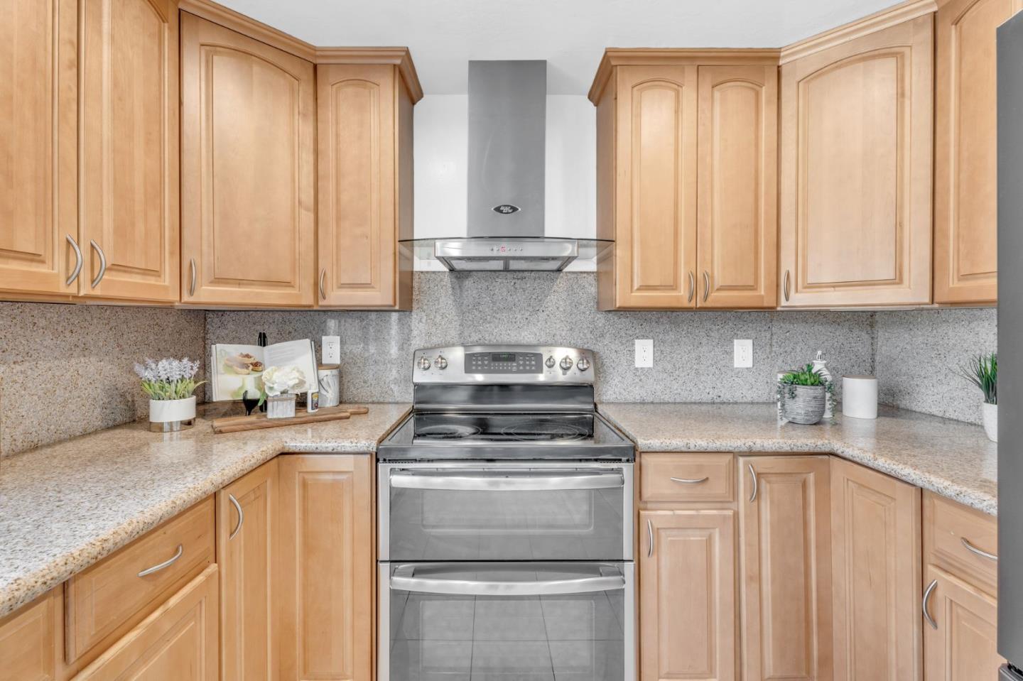 1573 Beach Park BLVD