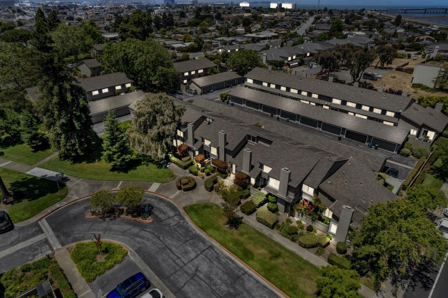 1573 Beach Park BLVD