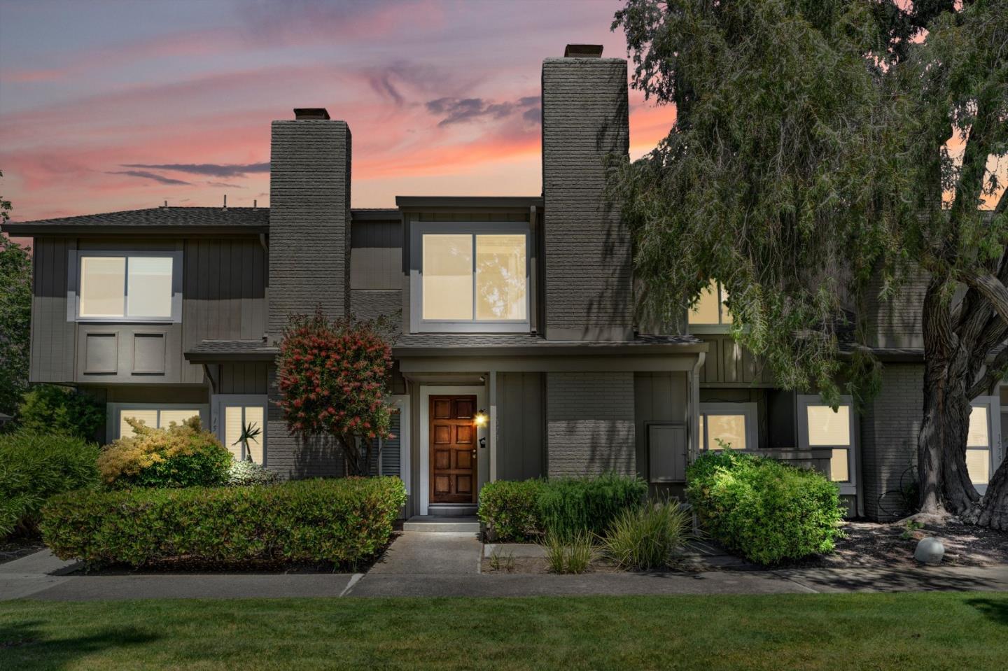 1573 Beach Park BLVD