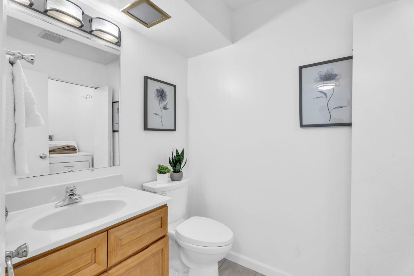 1573 Beach Park BLVD