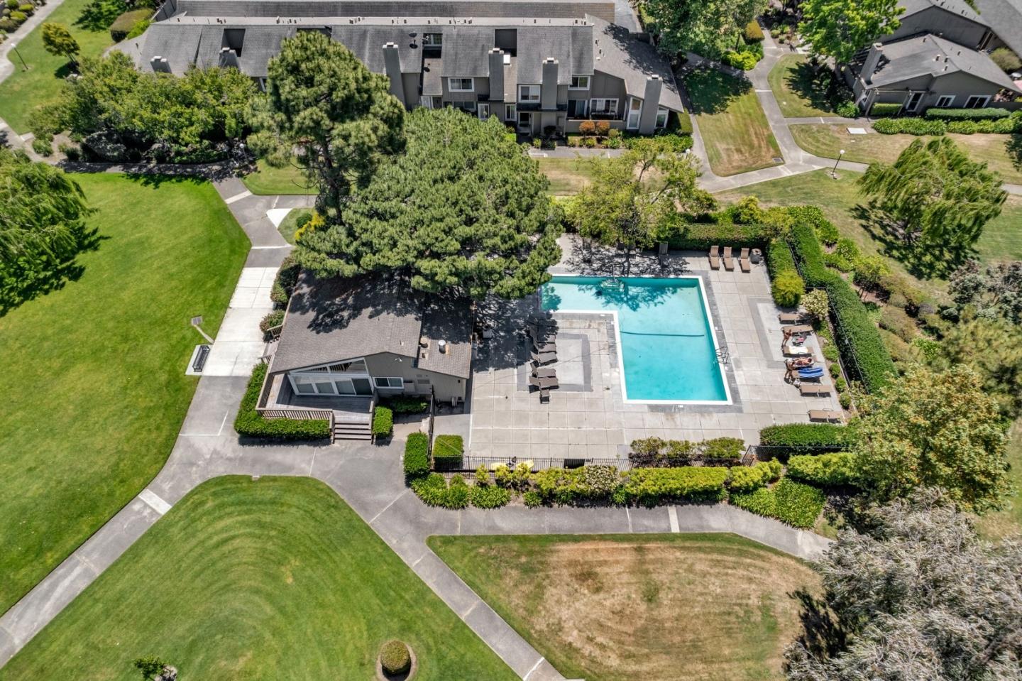 1573 Beach Park BLVD