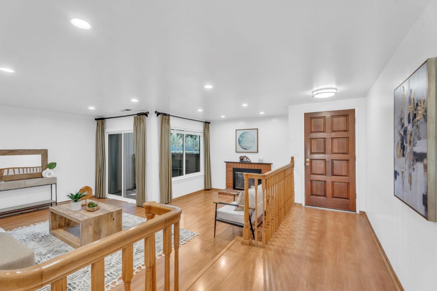 1573 Beach Park BLVD