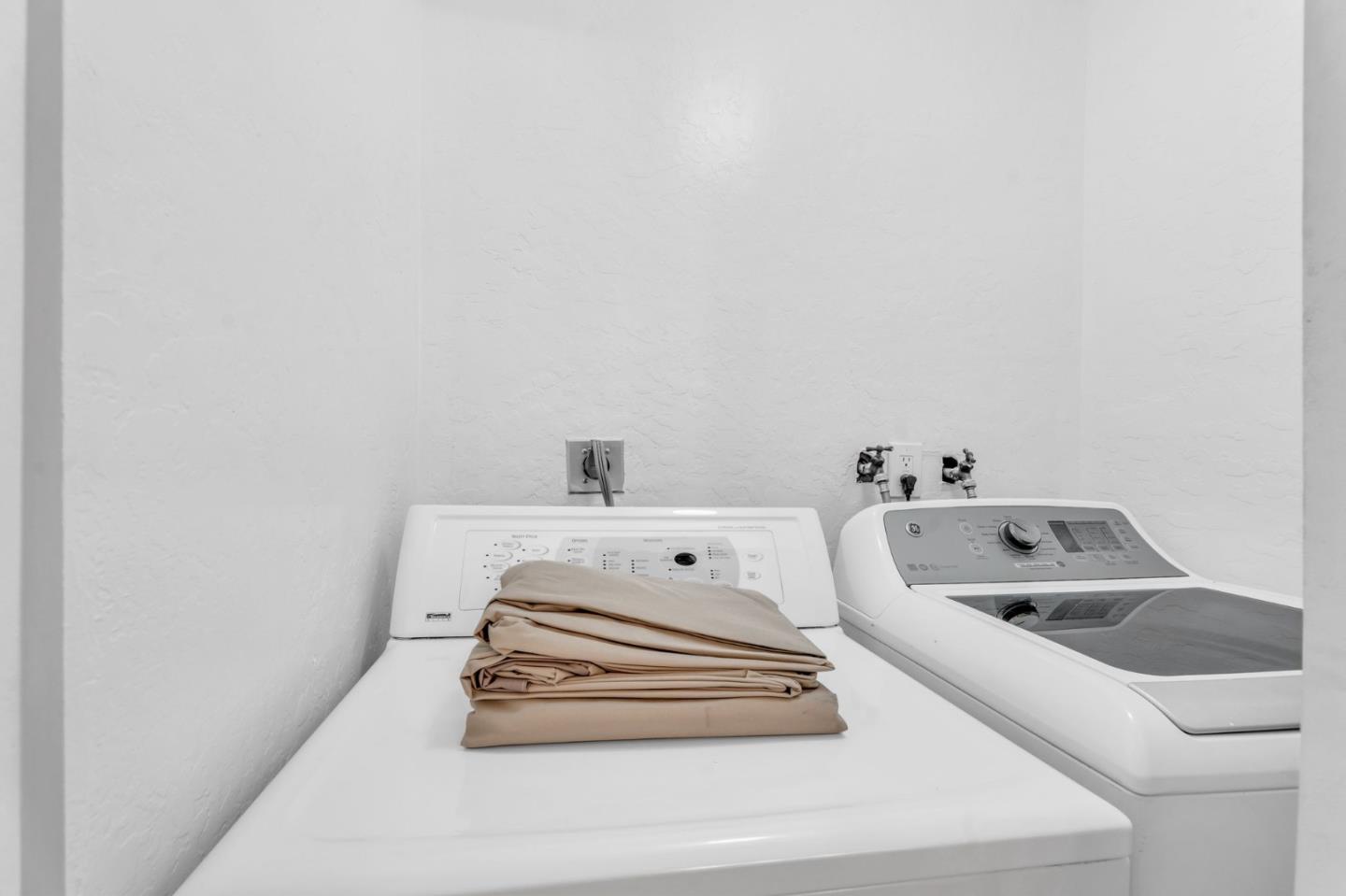 1573 Beach Park BLVD