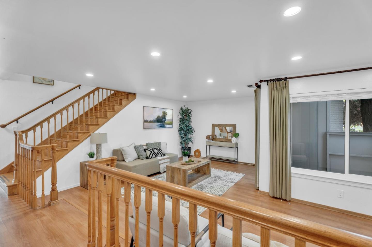 1573 Beach Park BLVD