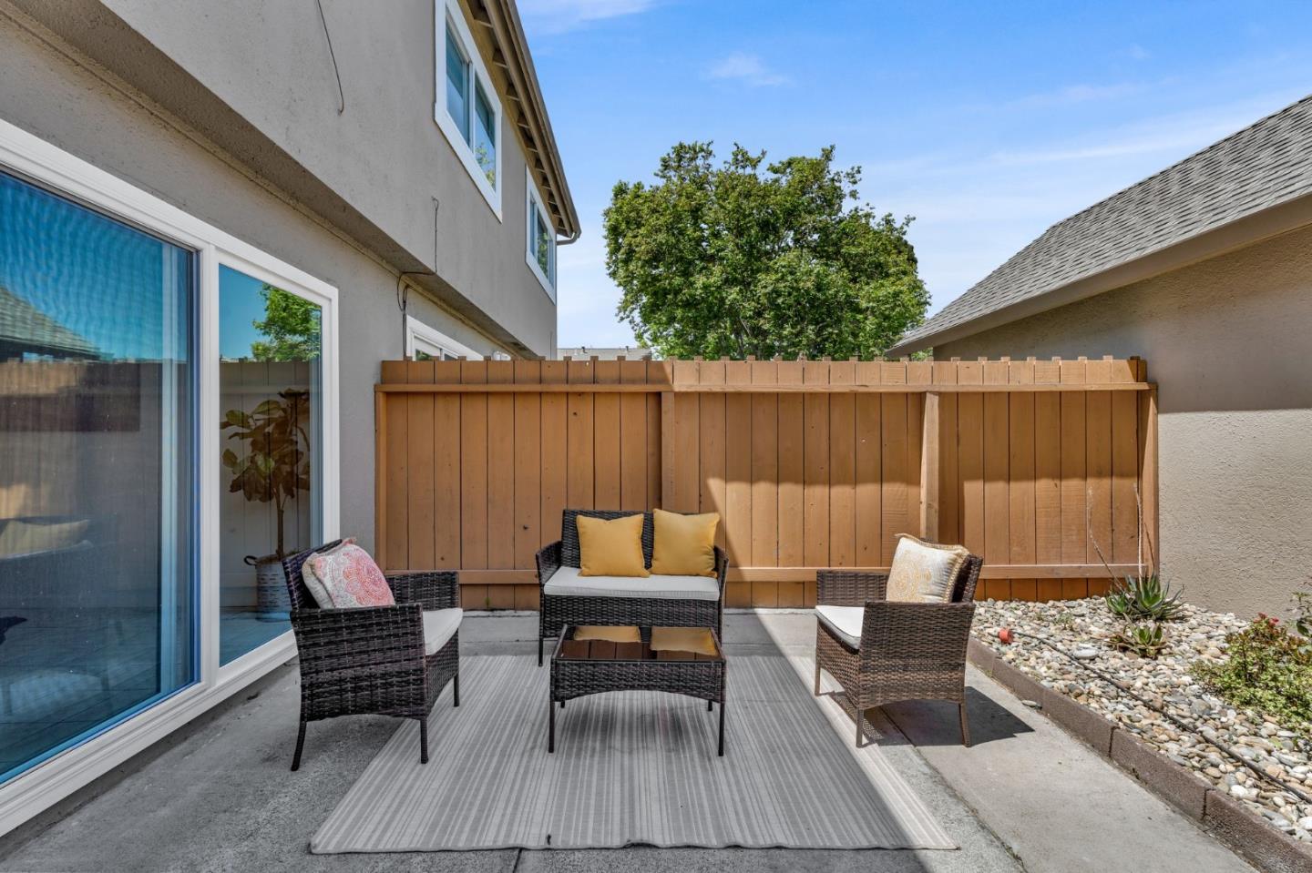 1573 Beach Park BLVD