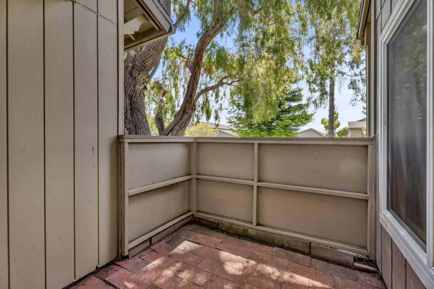 1573 Beach Park BLVD