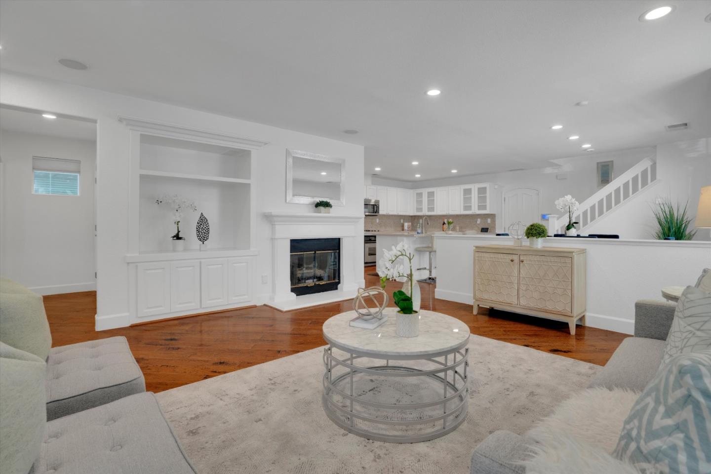 2339 Freed AVE