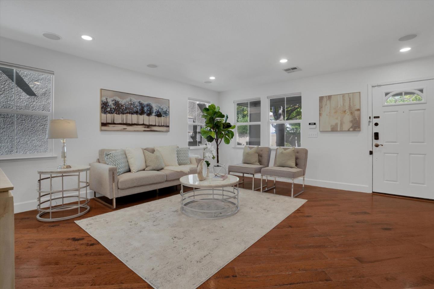 2339 Freed AVE