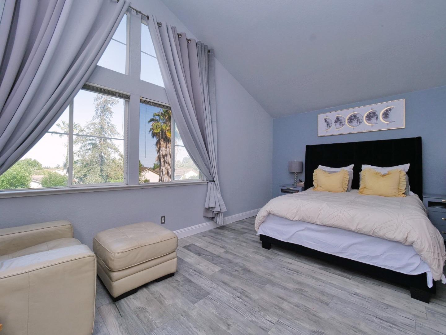 4727 Mustang CT
