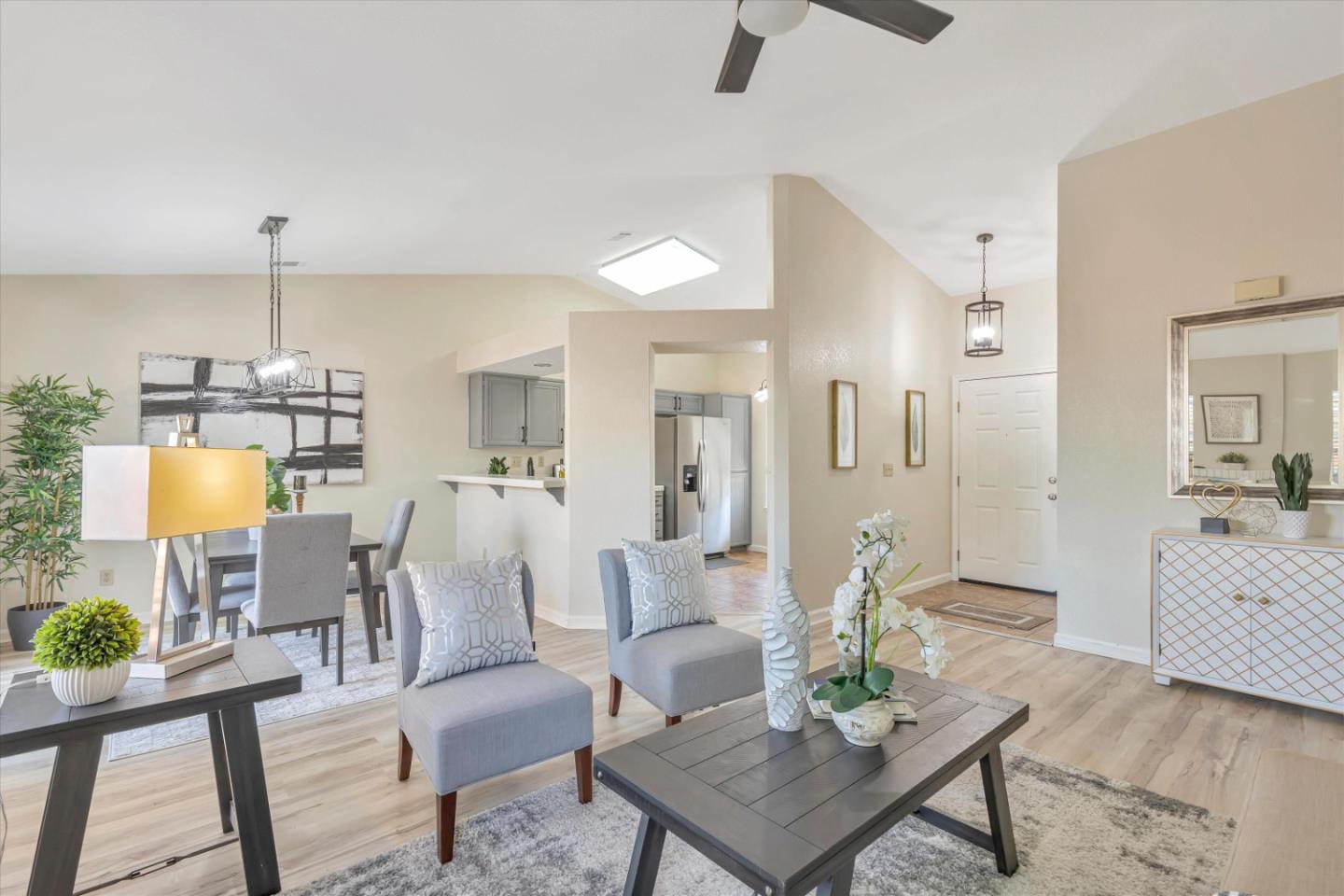 5187 Grass Valley WAY