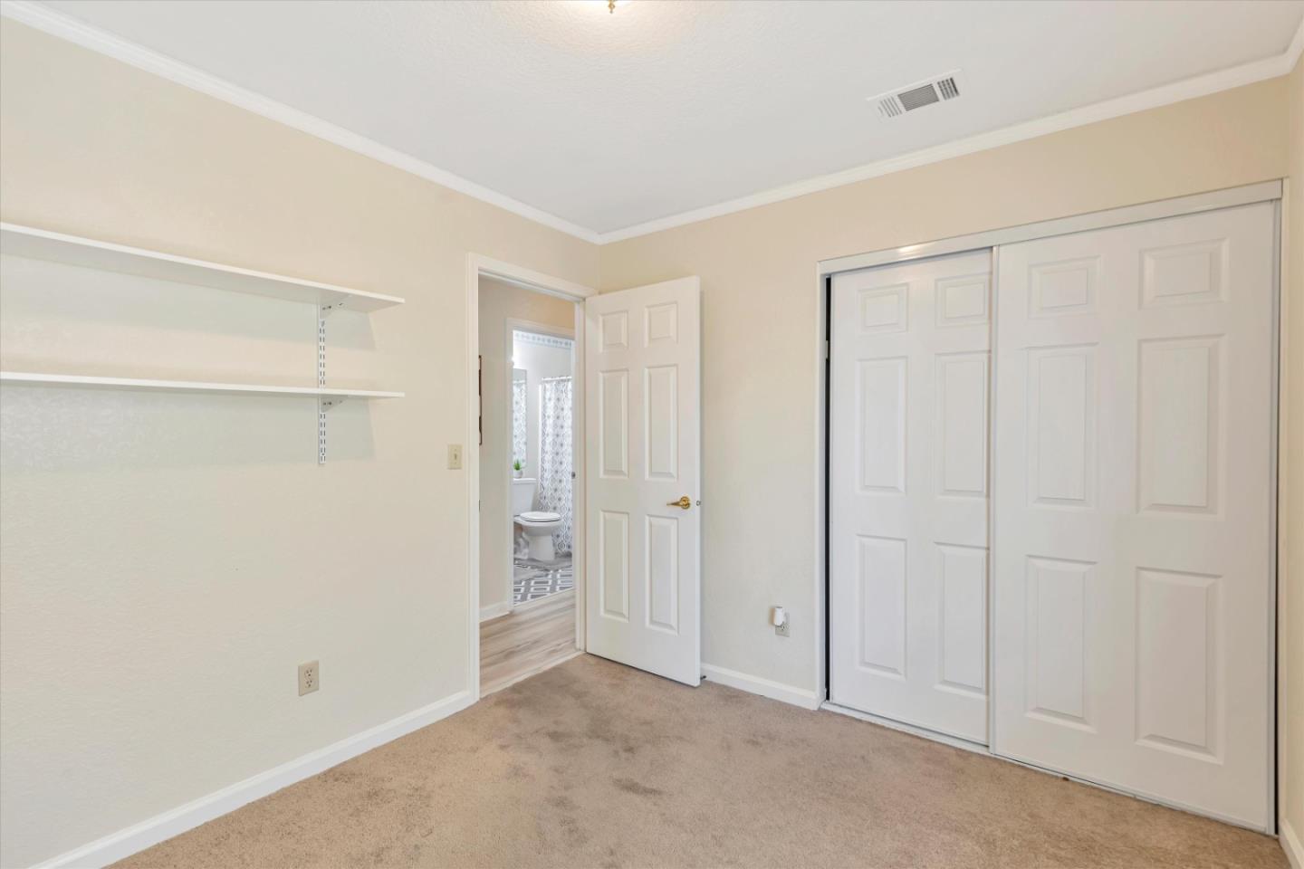 5187 Grass Valley WAY