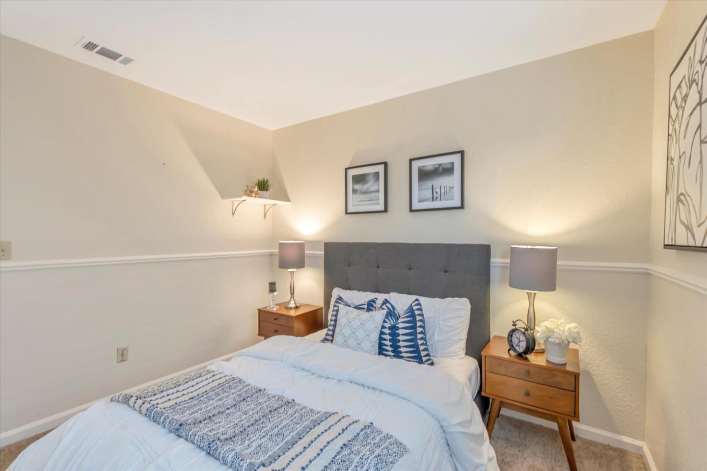 5187 Grass Valley WAY