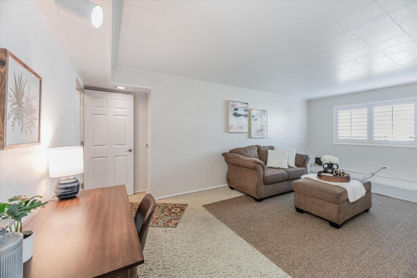 145 Lassen DR
