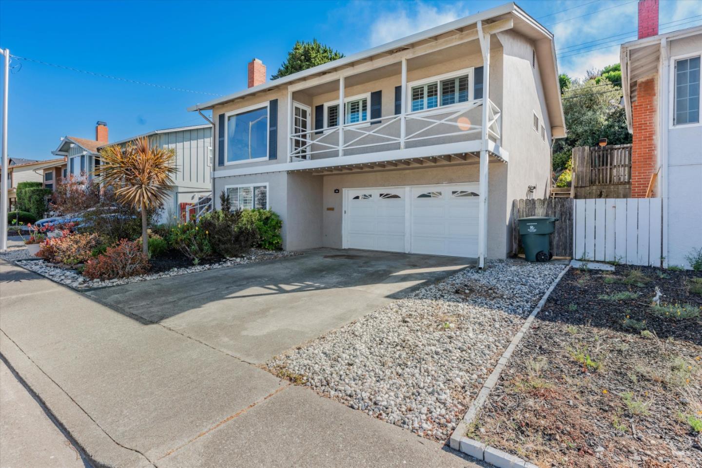 145 Lassen DR