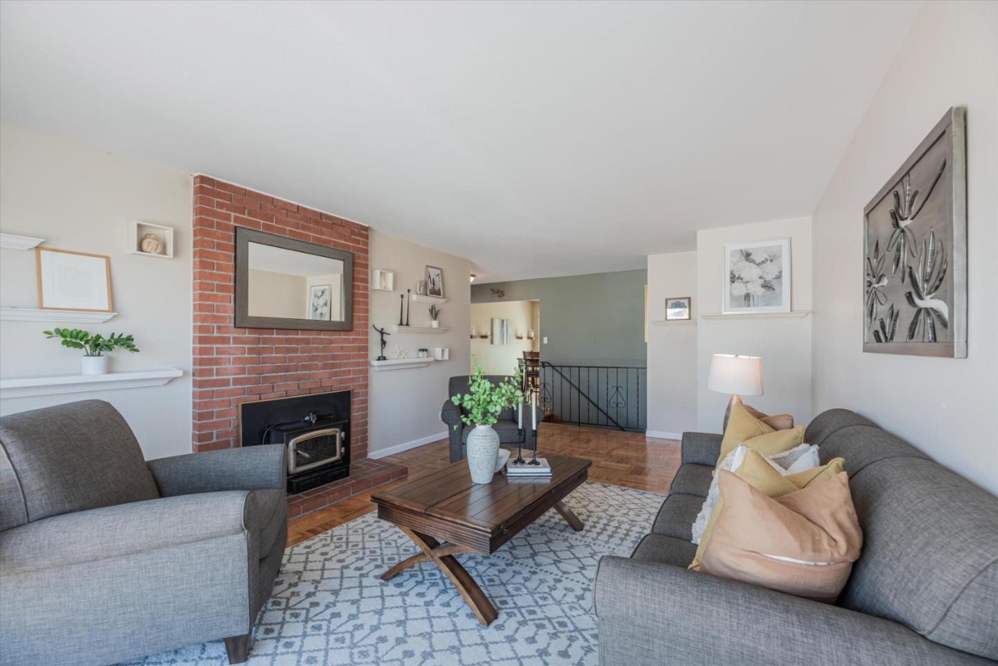 145 Lassen DR