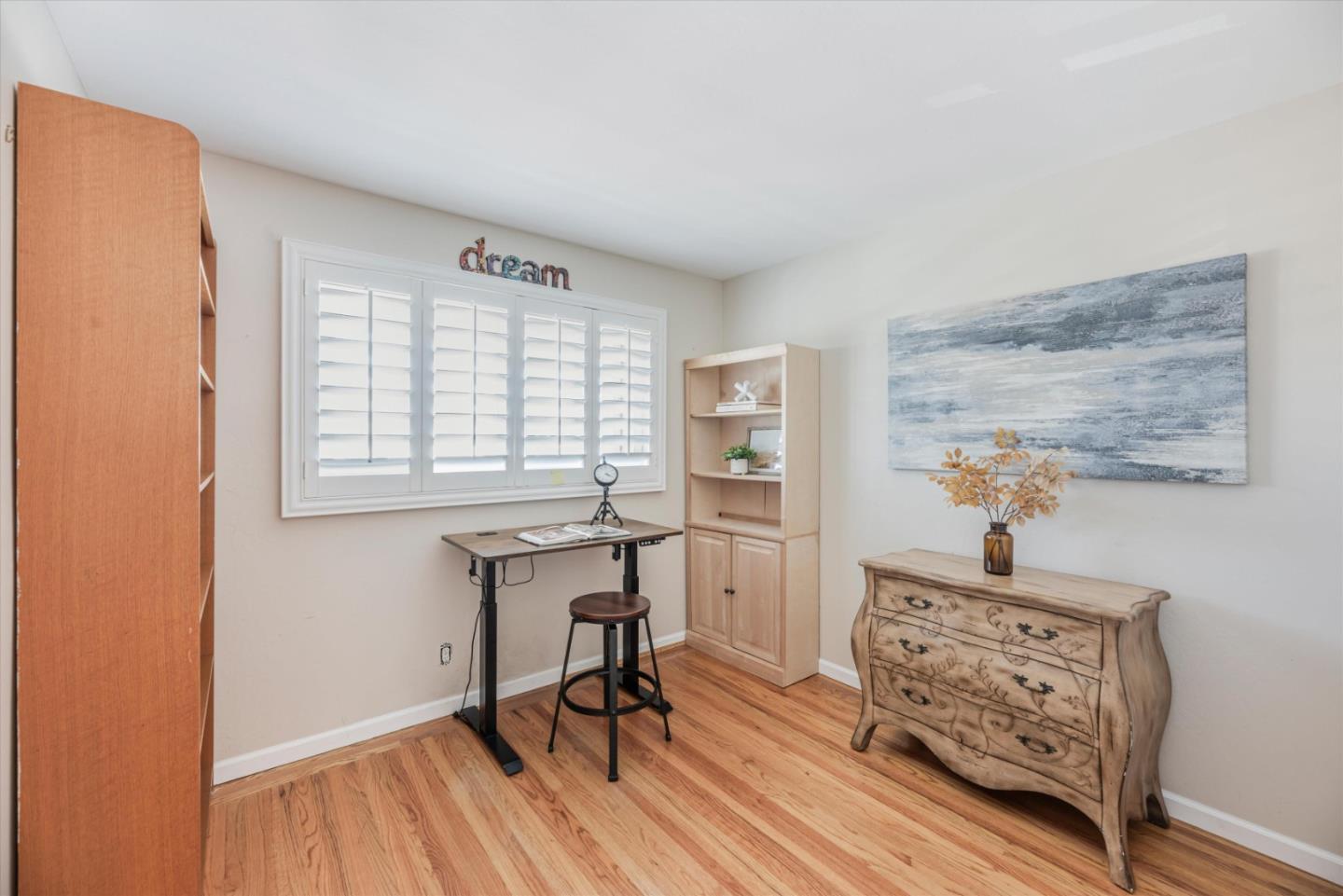 145 Lassen DR