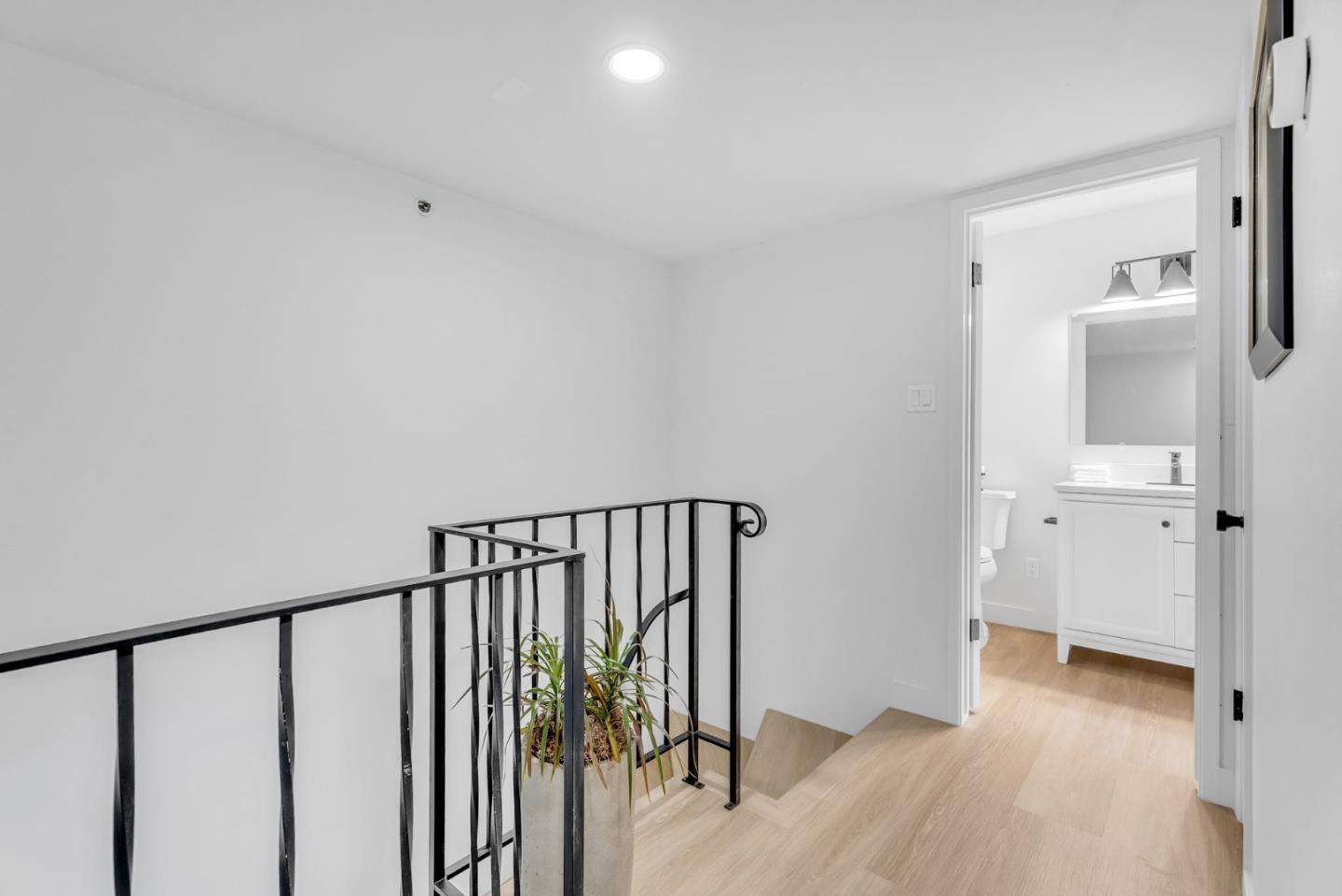 3743 Radburn