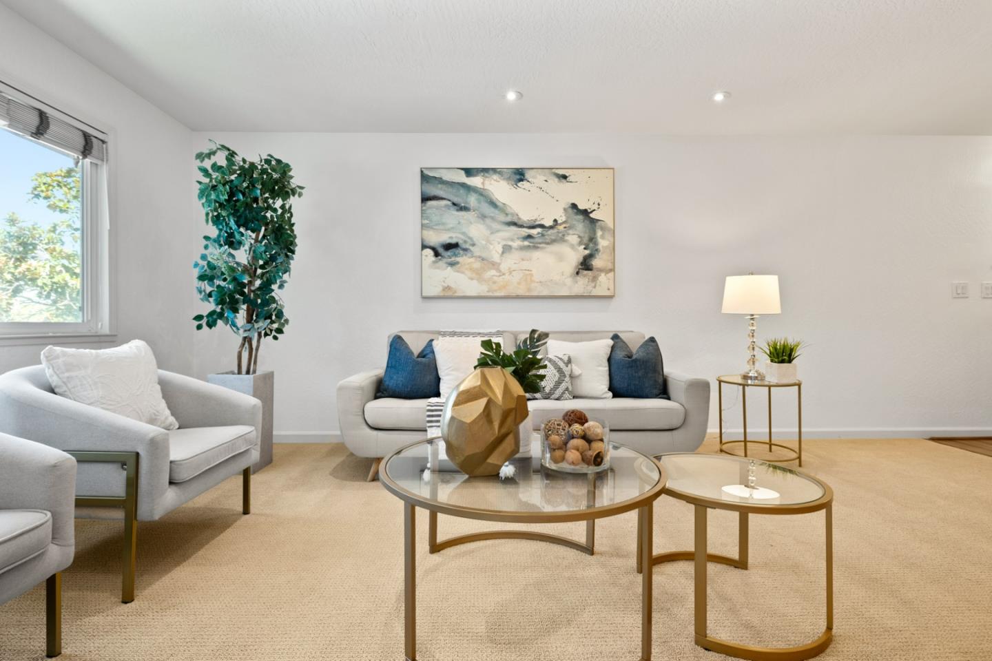 461 Burgess DR 12