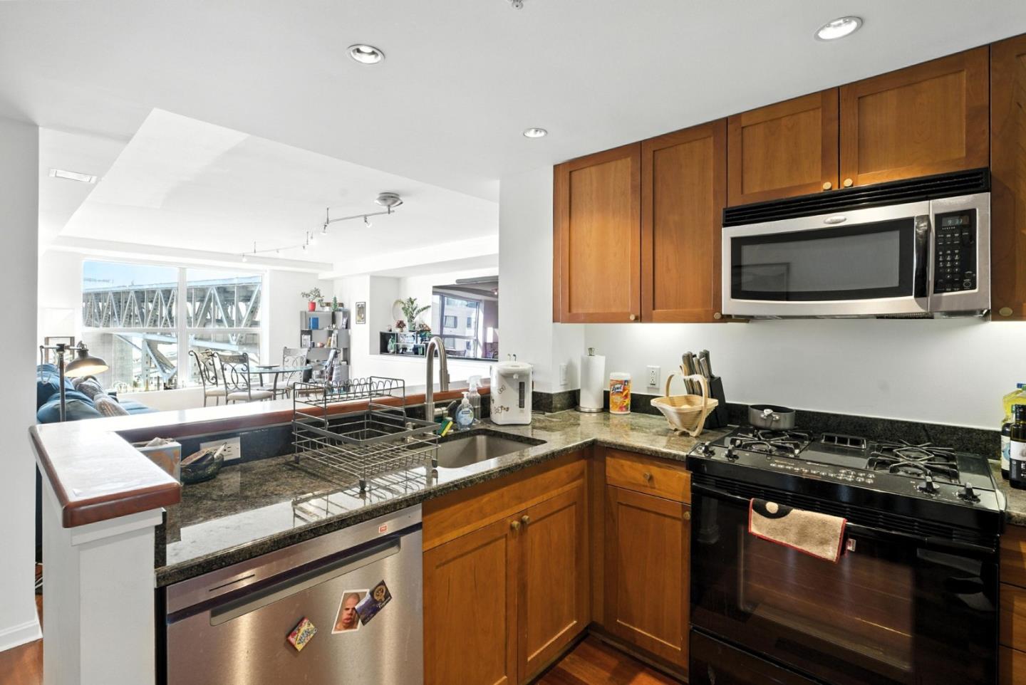400 Beale Street 1413