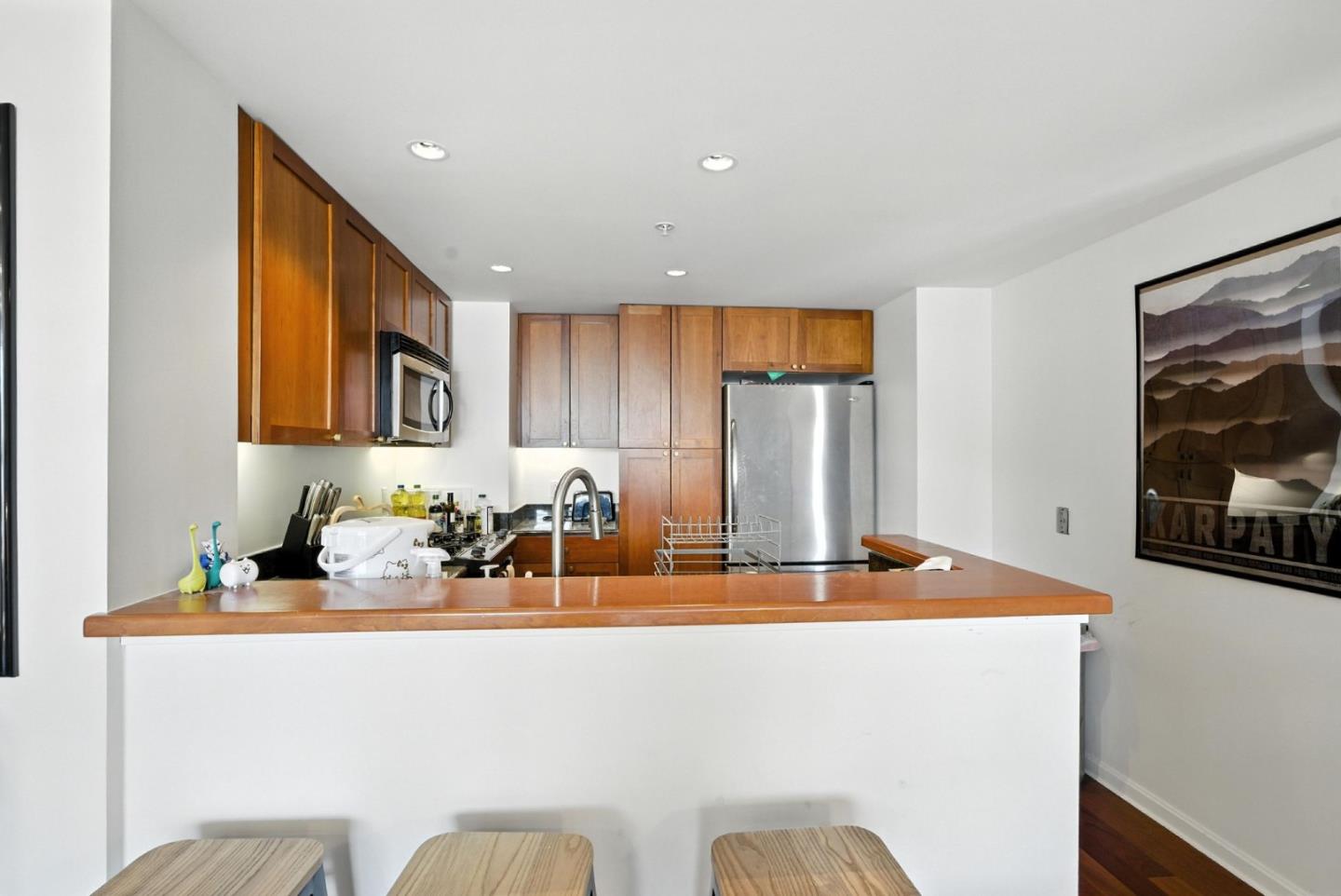 400 Beale Street 1413