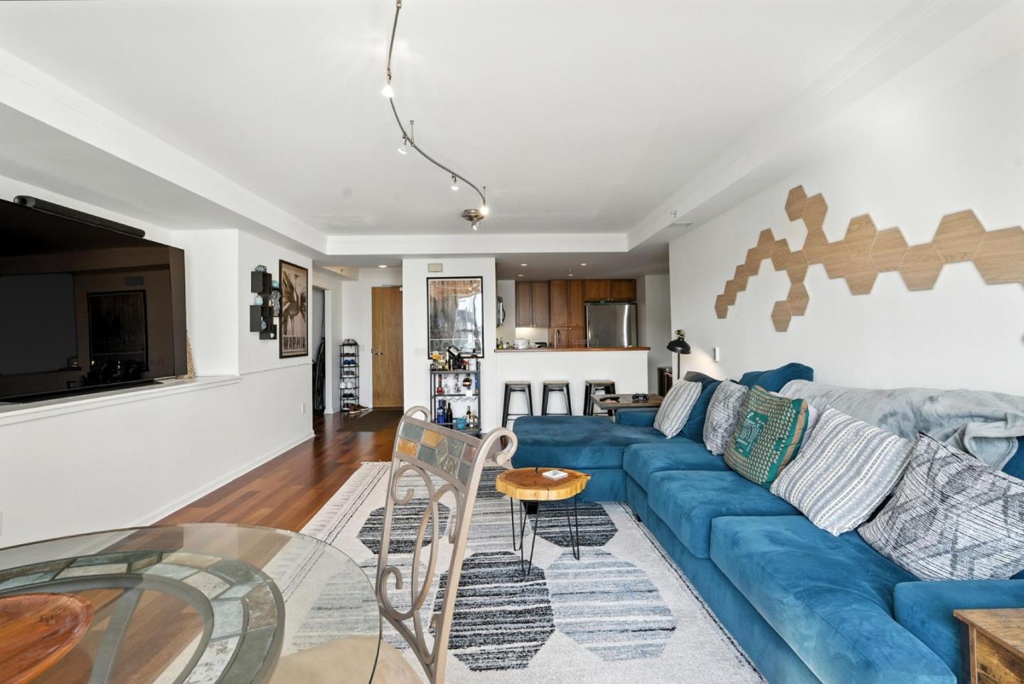 400 Beale Street 1413