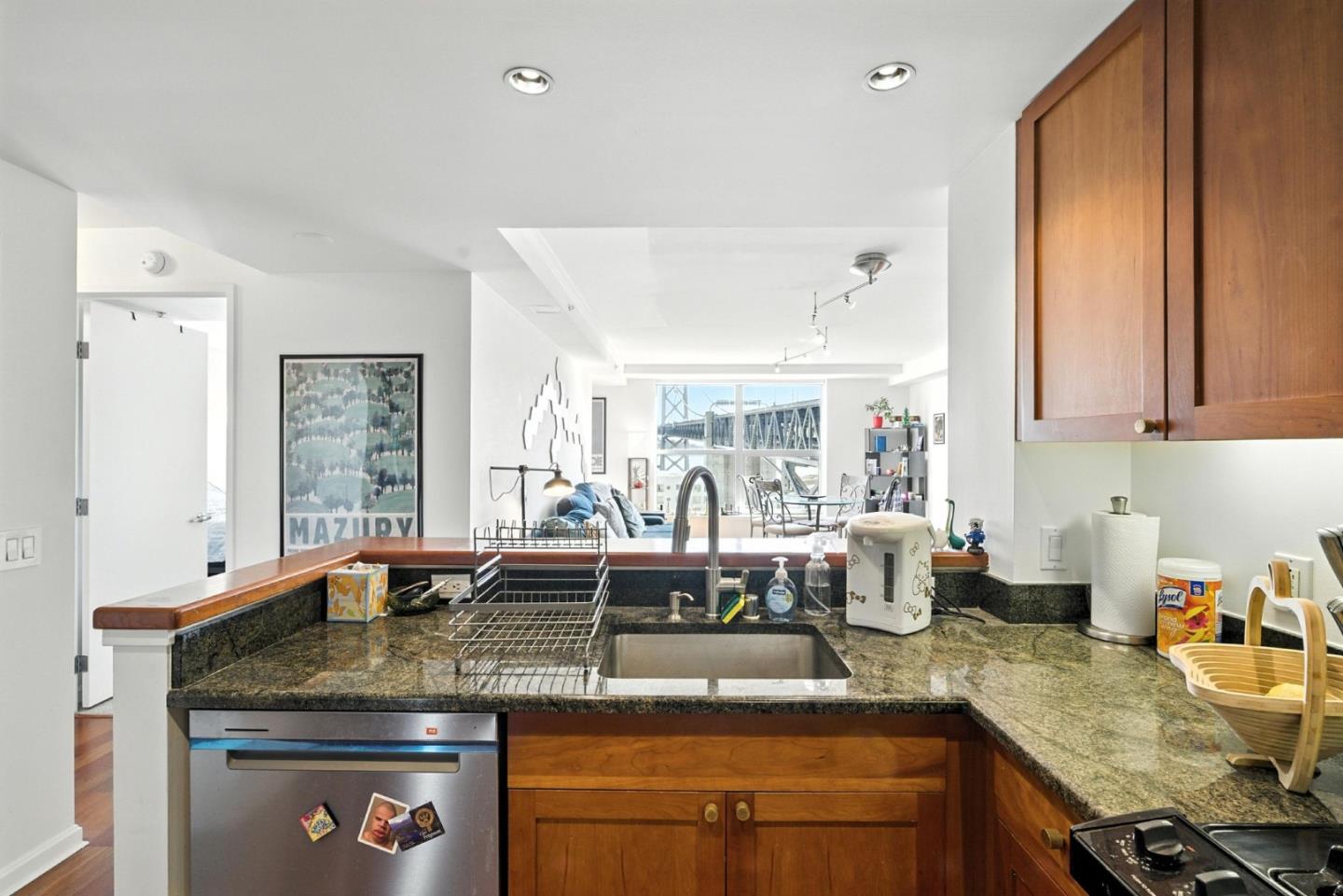 400 Beale Street 1413