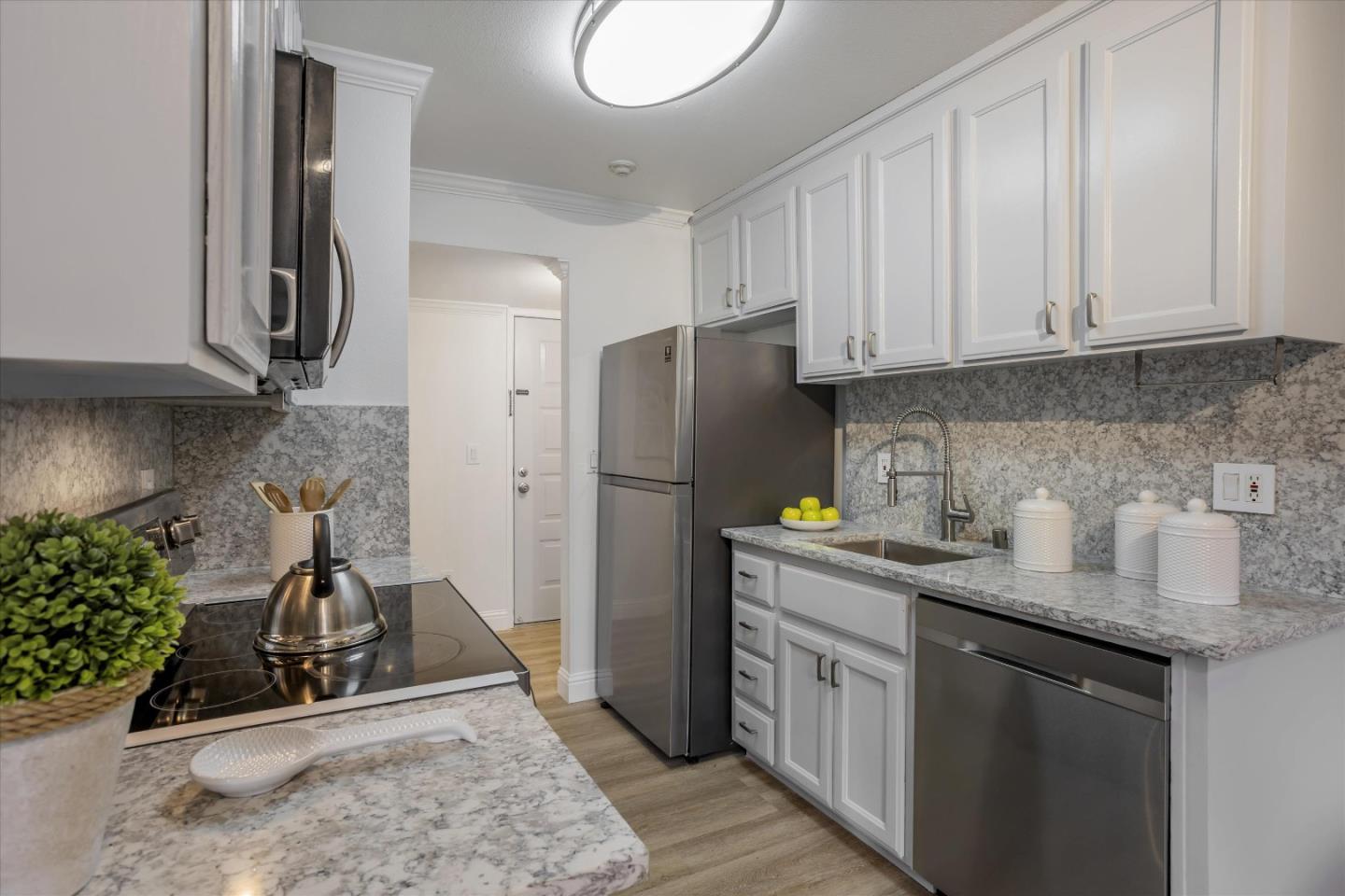 6268 Joaquin Murieta AVE F