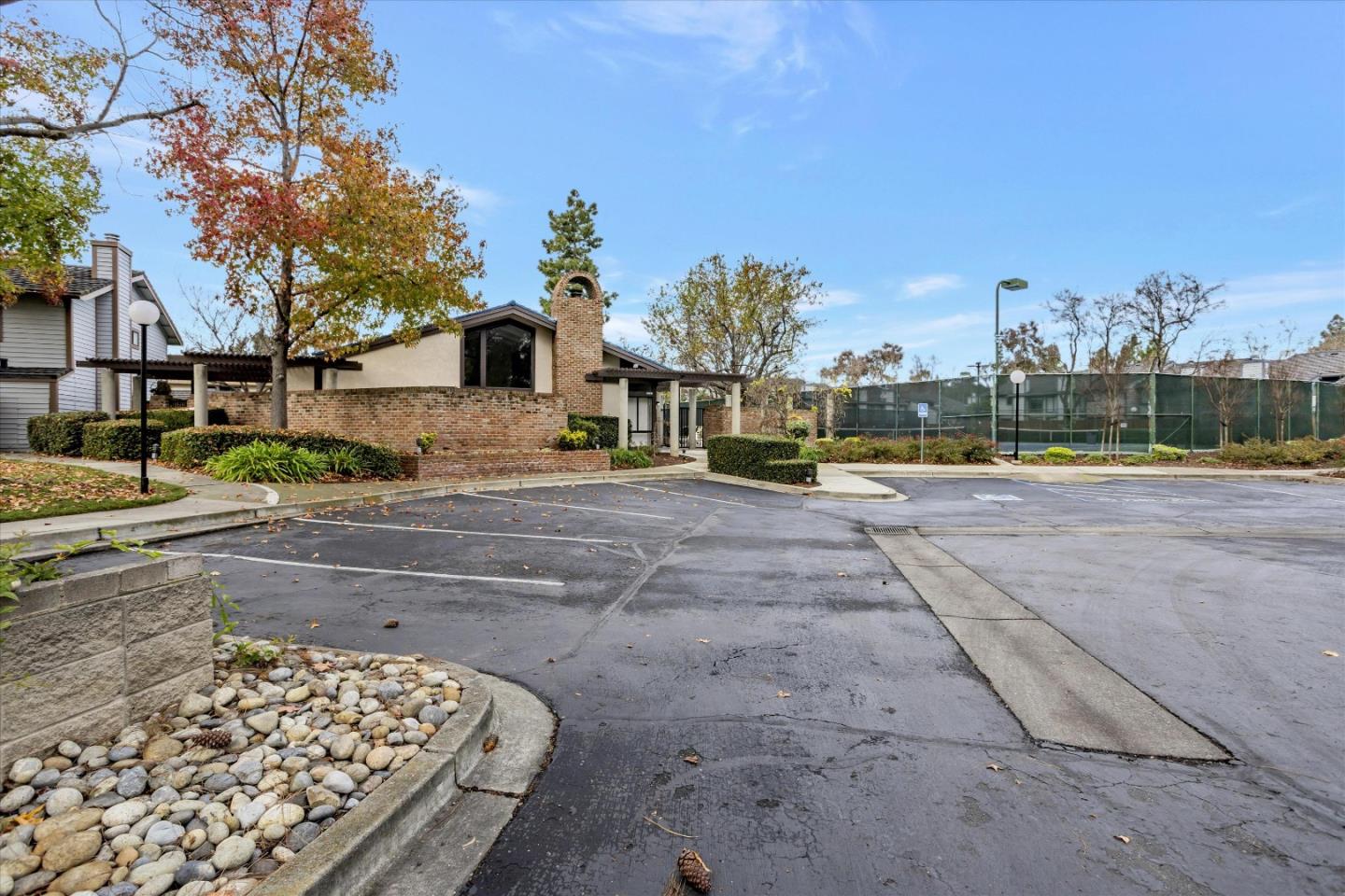 6268 Joaquin Murieta AVE F