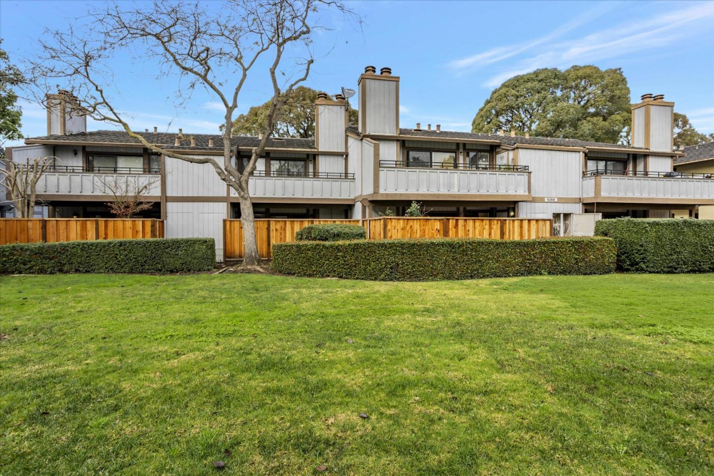 6268 Joaquin Murieta AVE F