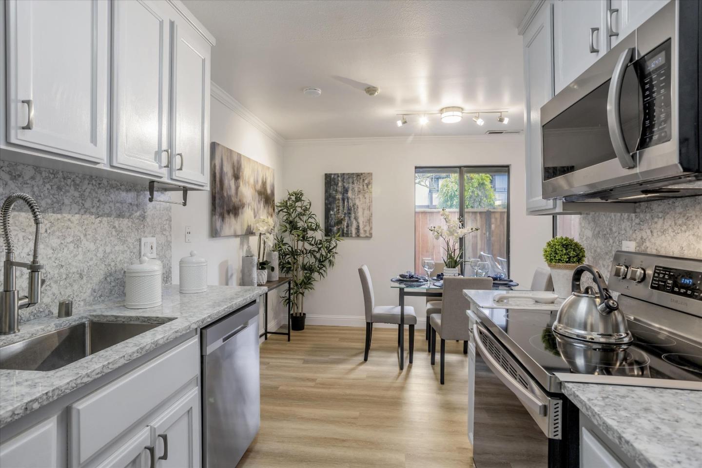 6268 Joaquin Murieta AVE F