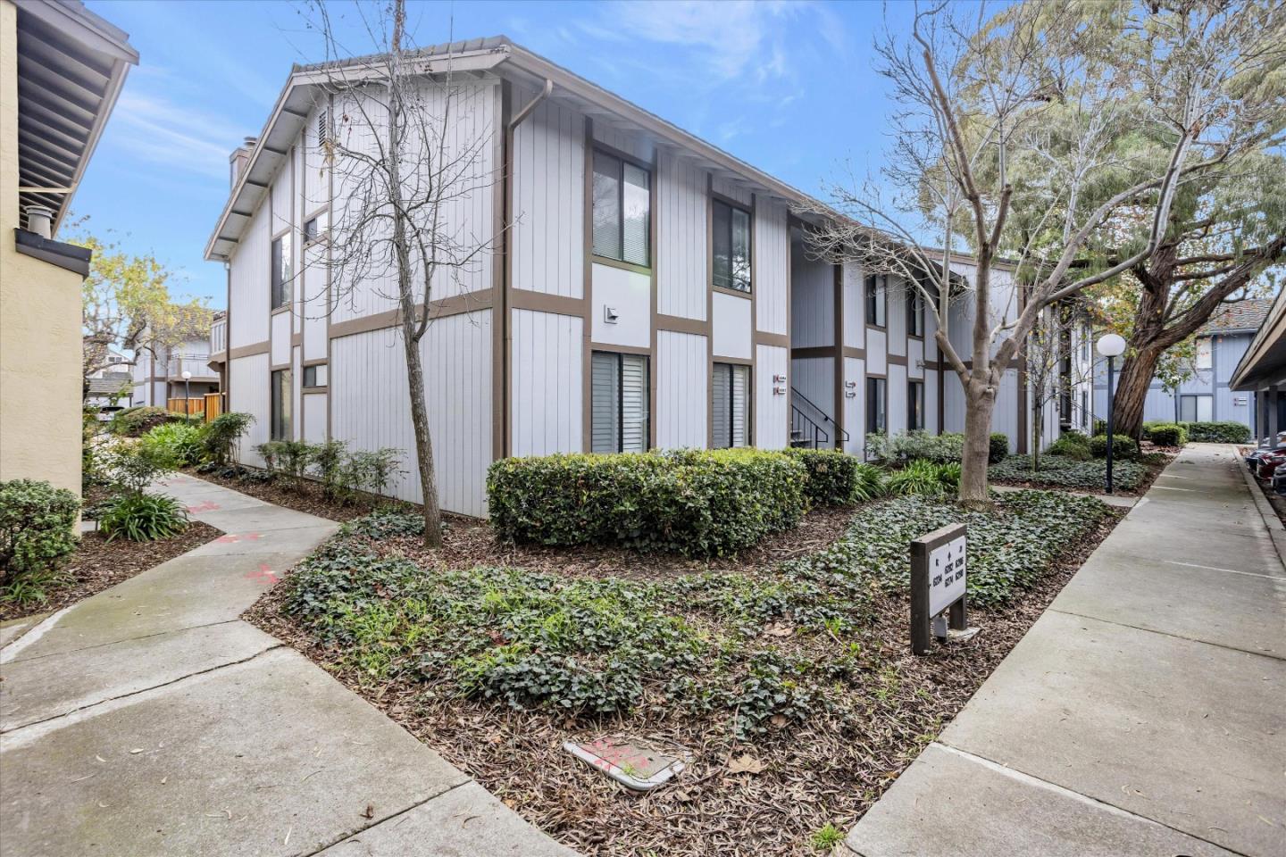 6268 Joaquin Murieta AVE F